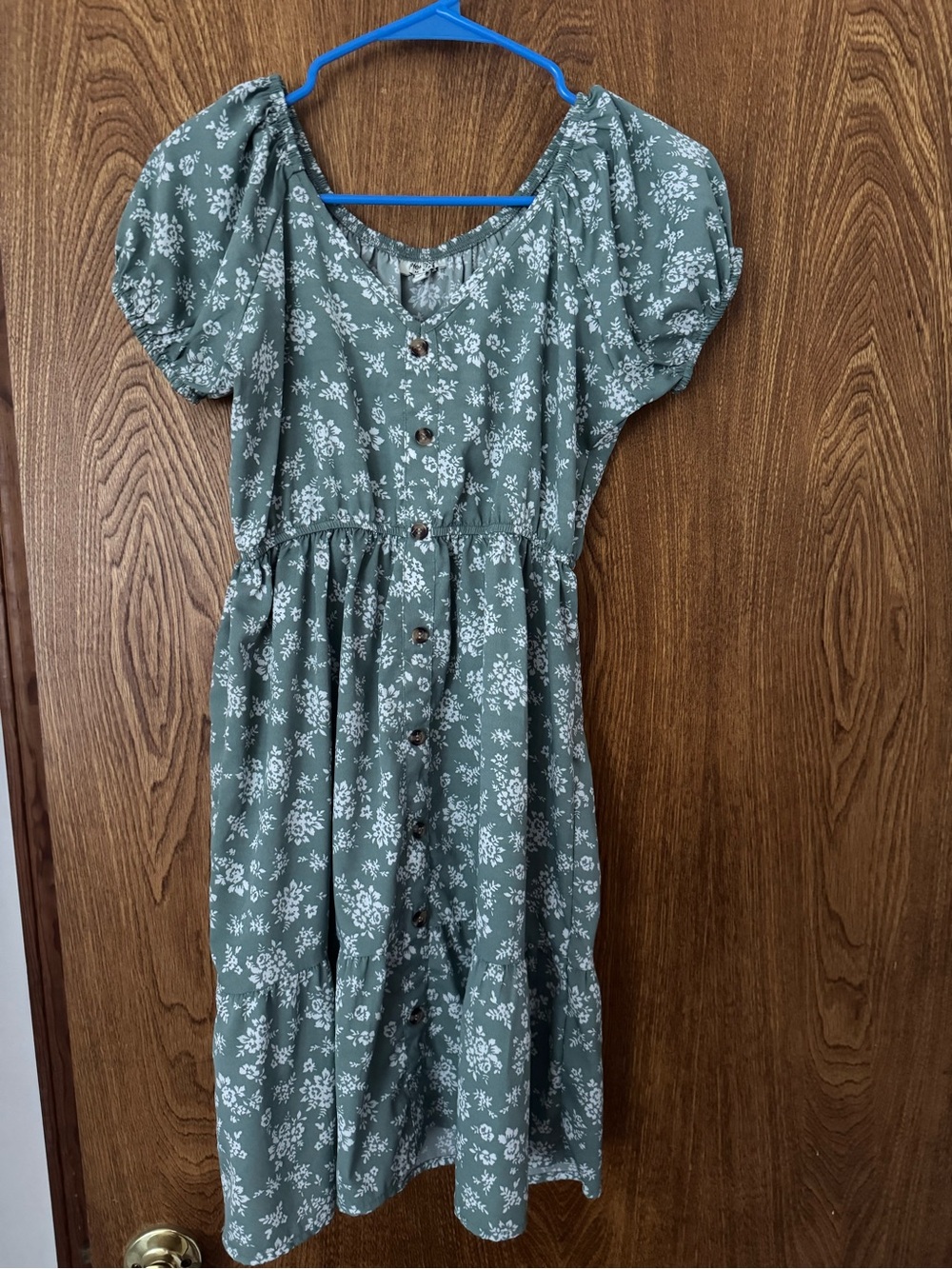 Speed Limit MPH Floral Tiered Dress In Sage Green Size Small